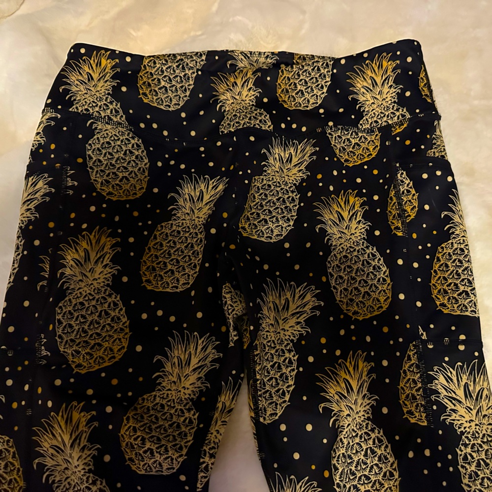 CVG Pineapple Full Length Leggings Size XXL